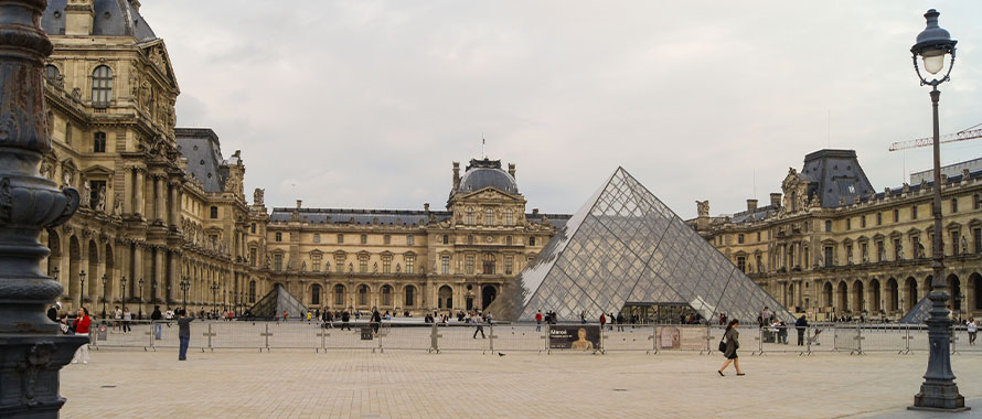louvre